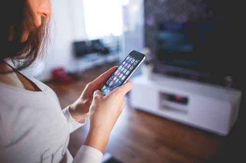 车企APP积分被当“羊毛”转卖：月入十万成本几乎为零