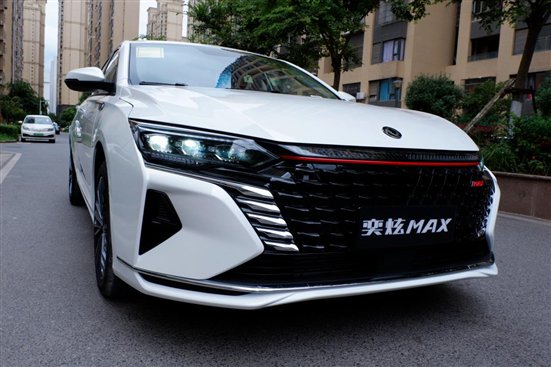 东风风神武汉吉亨奕炫max新车到店预售价979万起欢迎品鉴
